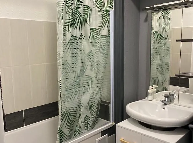 Апартаменты La Maison Sevigne - - N°1 Бетюн